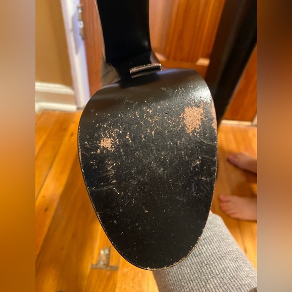 Michael Kors knee high black leather boots with block heel. Size 39 1/2. - Picture 5 of 6